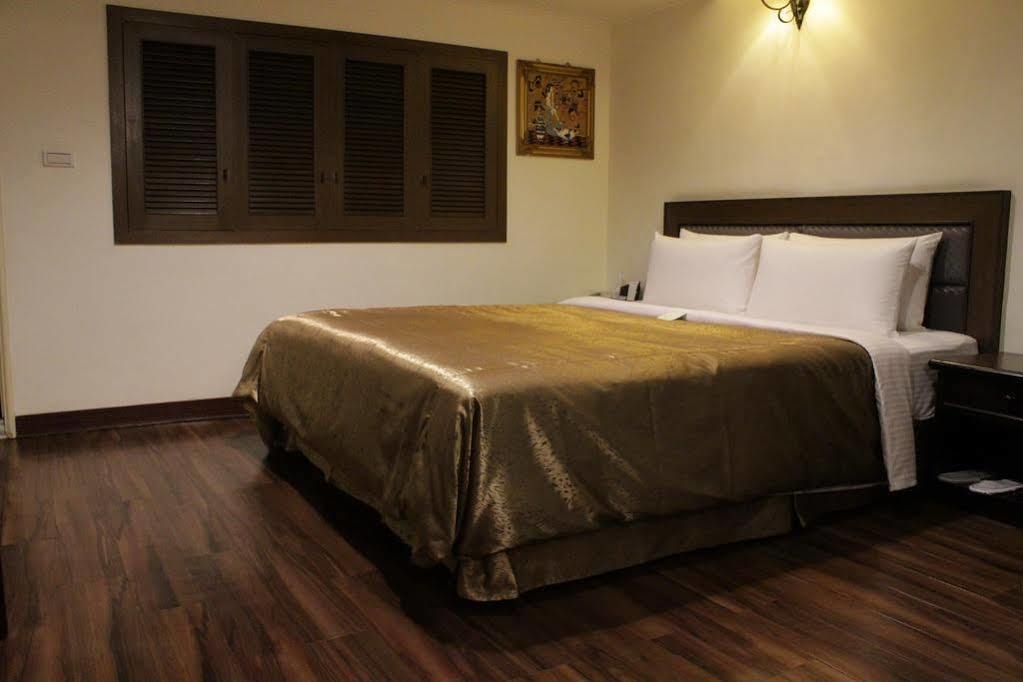 Kaja Hotel Kaohsiung Buitenkant foto