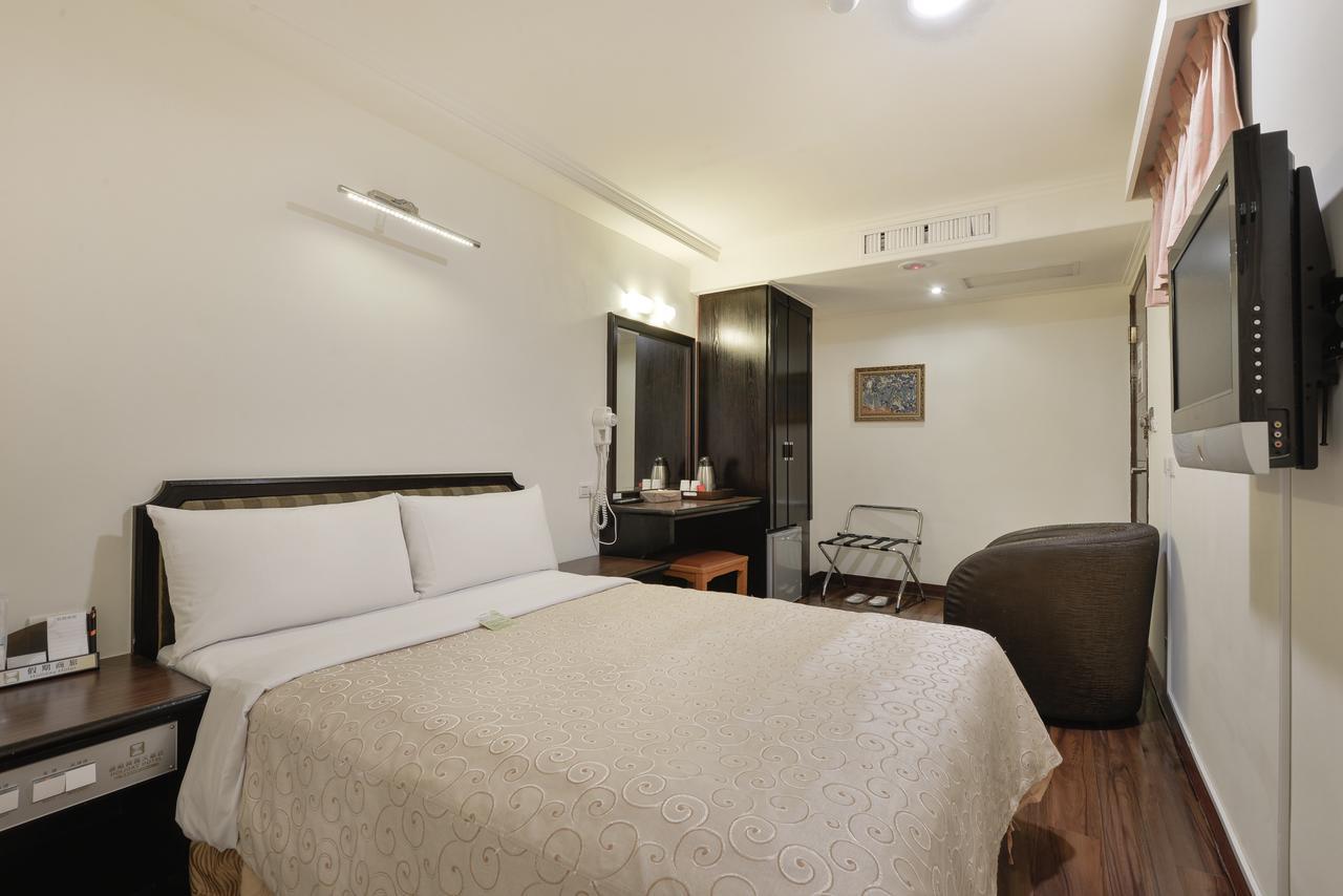 Kaja Hotel Kaohsiung Buitenkant foto
