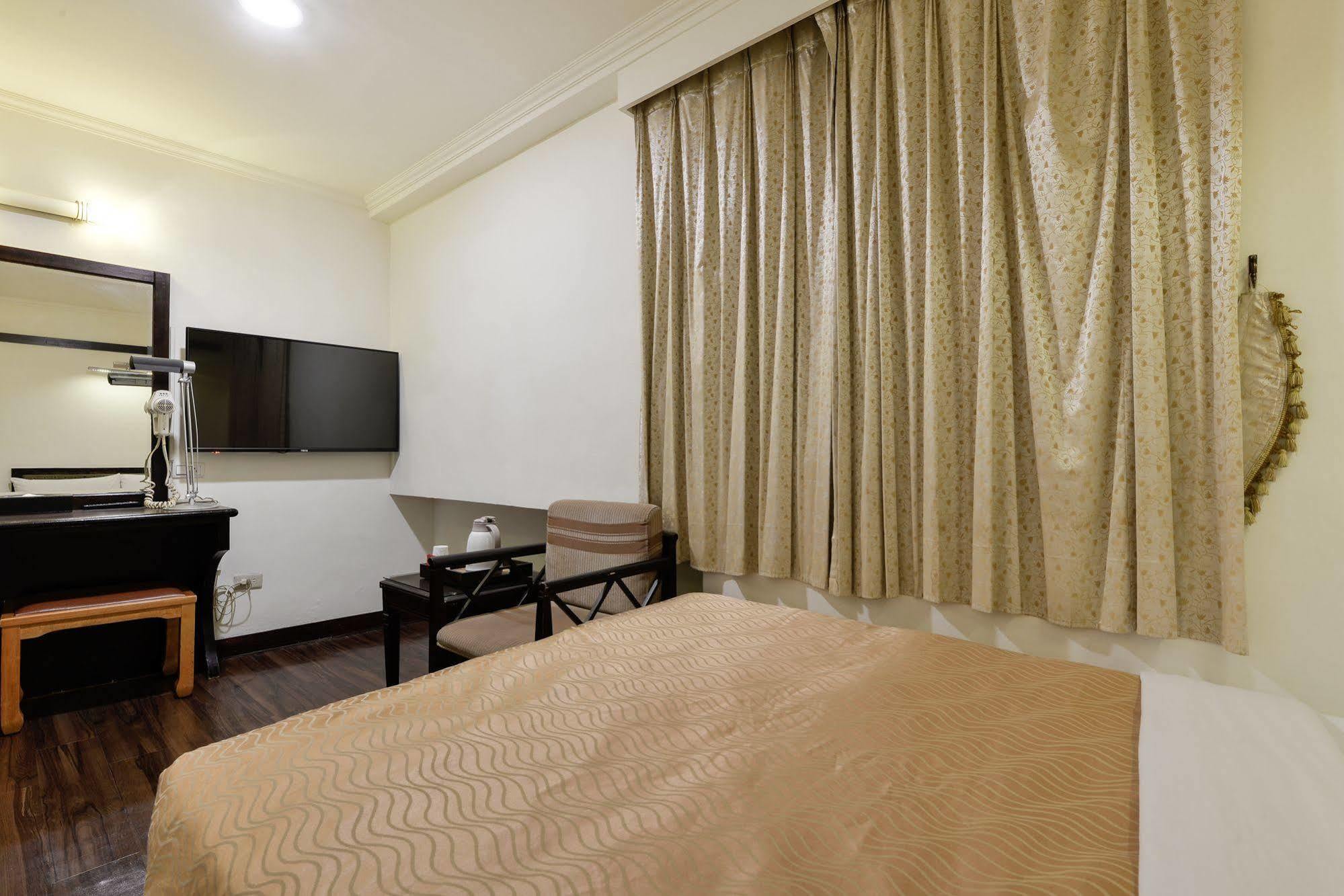 Kaja Hotel Kaohsiung Buitenkant foto