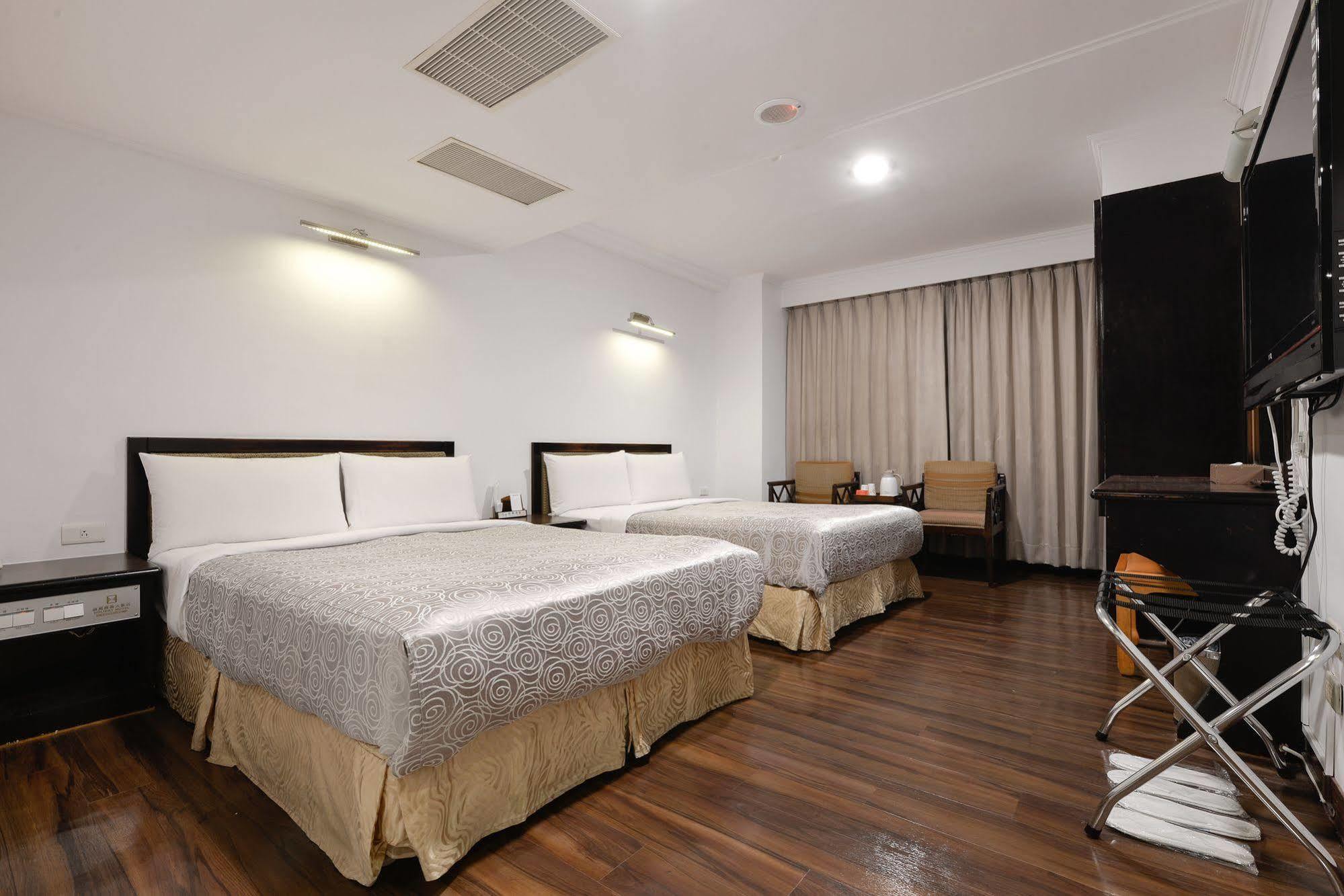 Kaja Hotel Kaohsiung Buitenkant foto