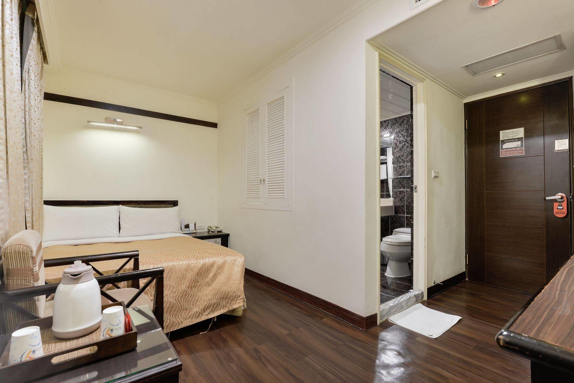 Kaja Hotel Kaohsiung Buitenkant foto