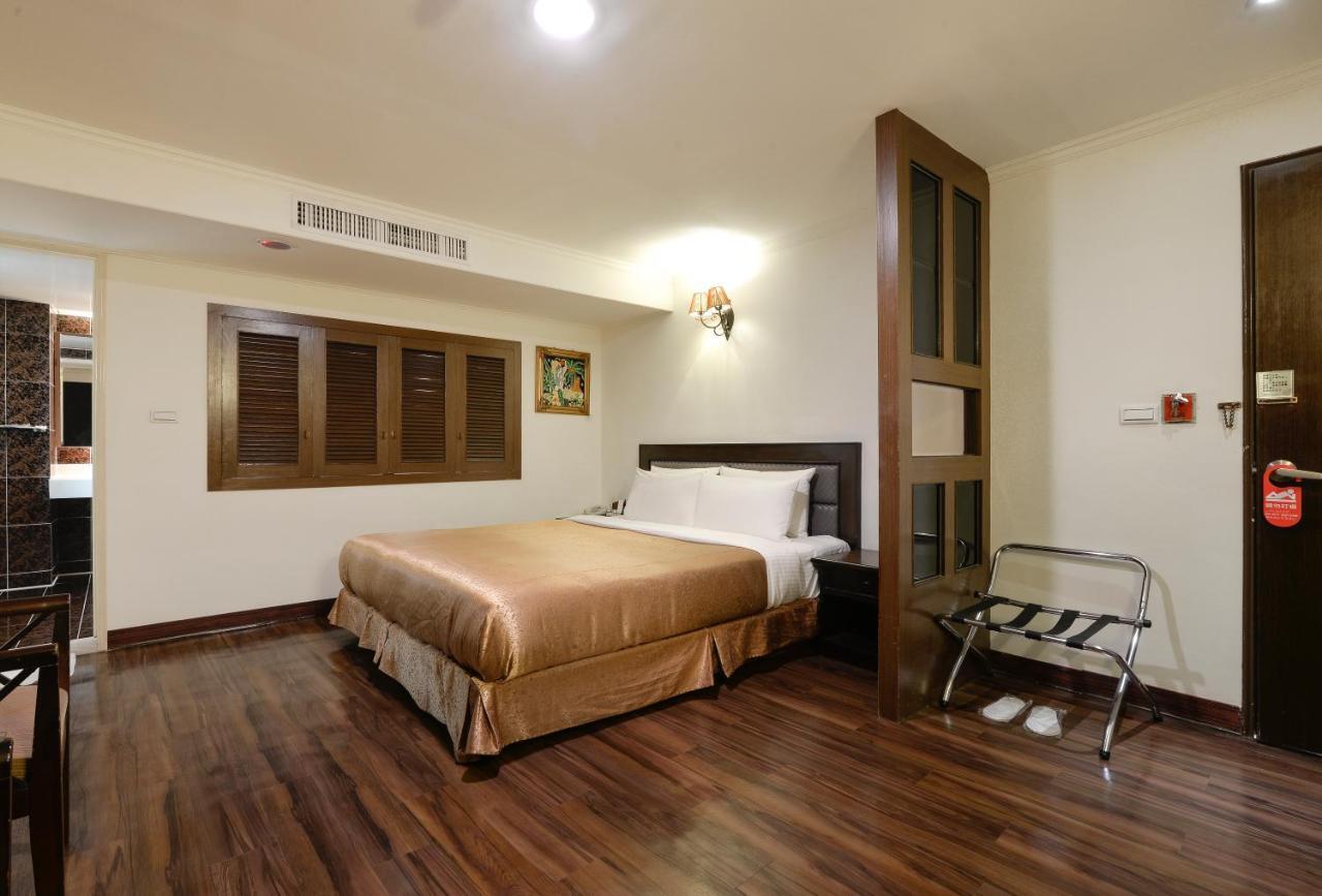 Kaja Hotel Kaohsiung Buitenkant foto