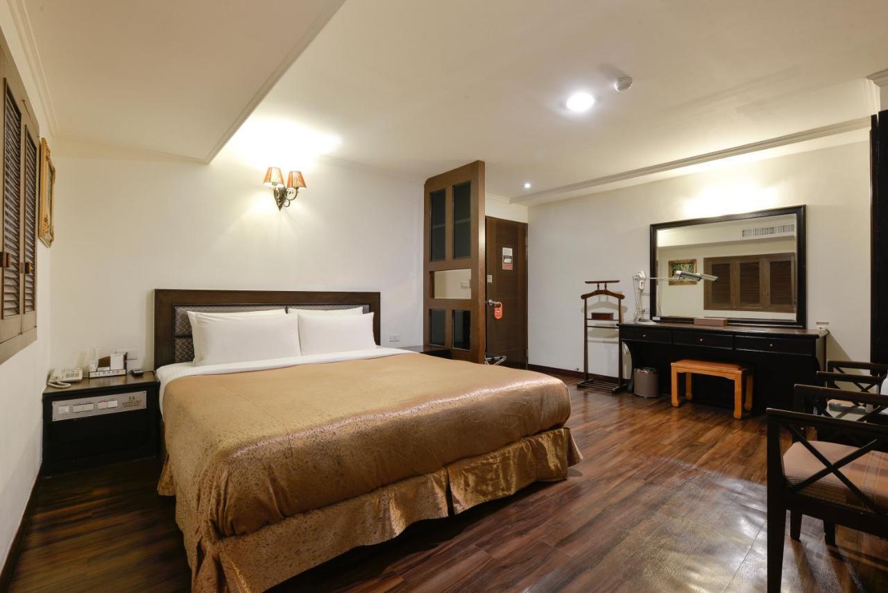 Kaja Hotel Kaohsiung Buitenkant foto